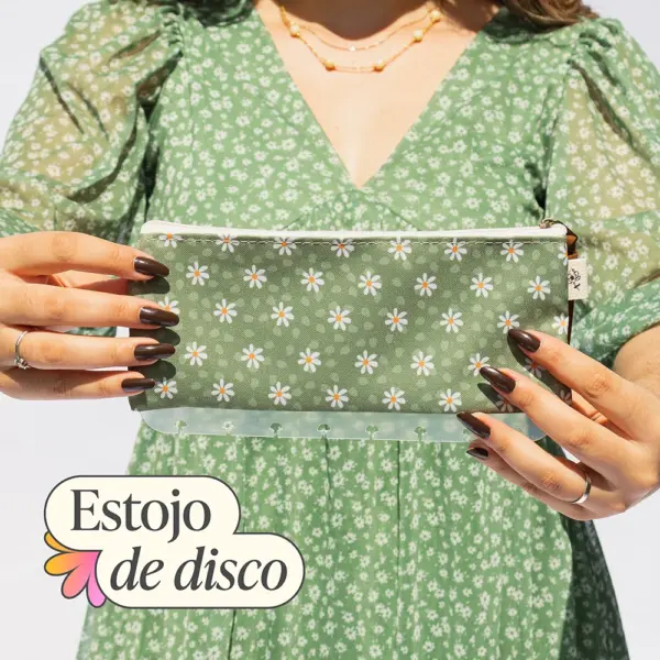 ESTOJO ENVELOPE DISCO MAGNOLIA BOHO MARGARIDAS